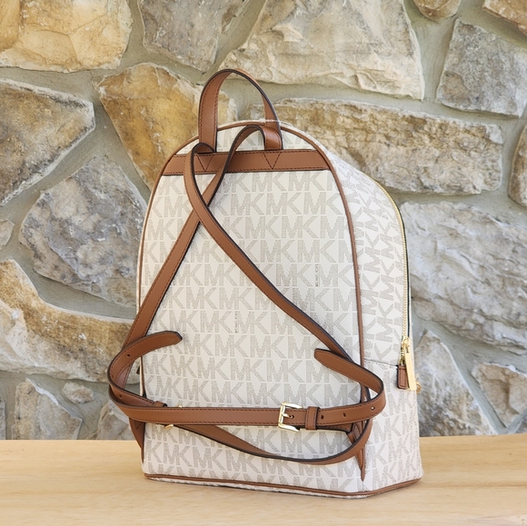 Michael Kors Jet Set Logo MD Backpack - Picture 3 of 7